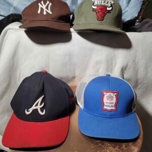 Lot of 4 Hats